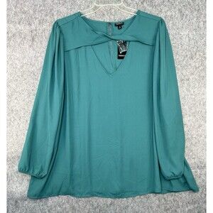 Torrid Top Women’s 3X Green Long Sleeve Twist Front Blouse